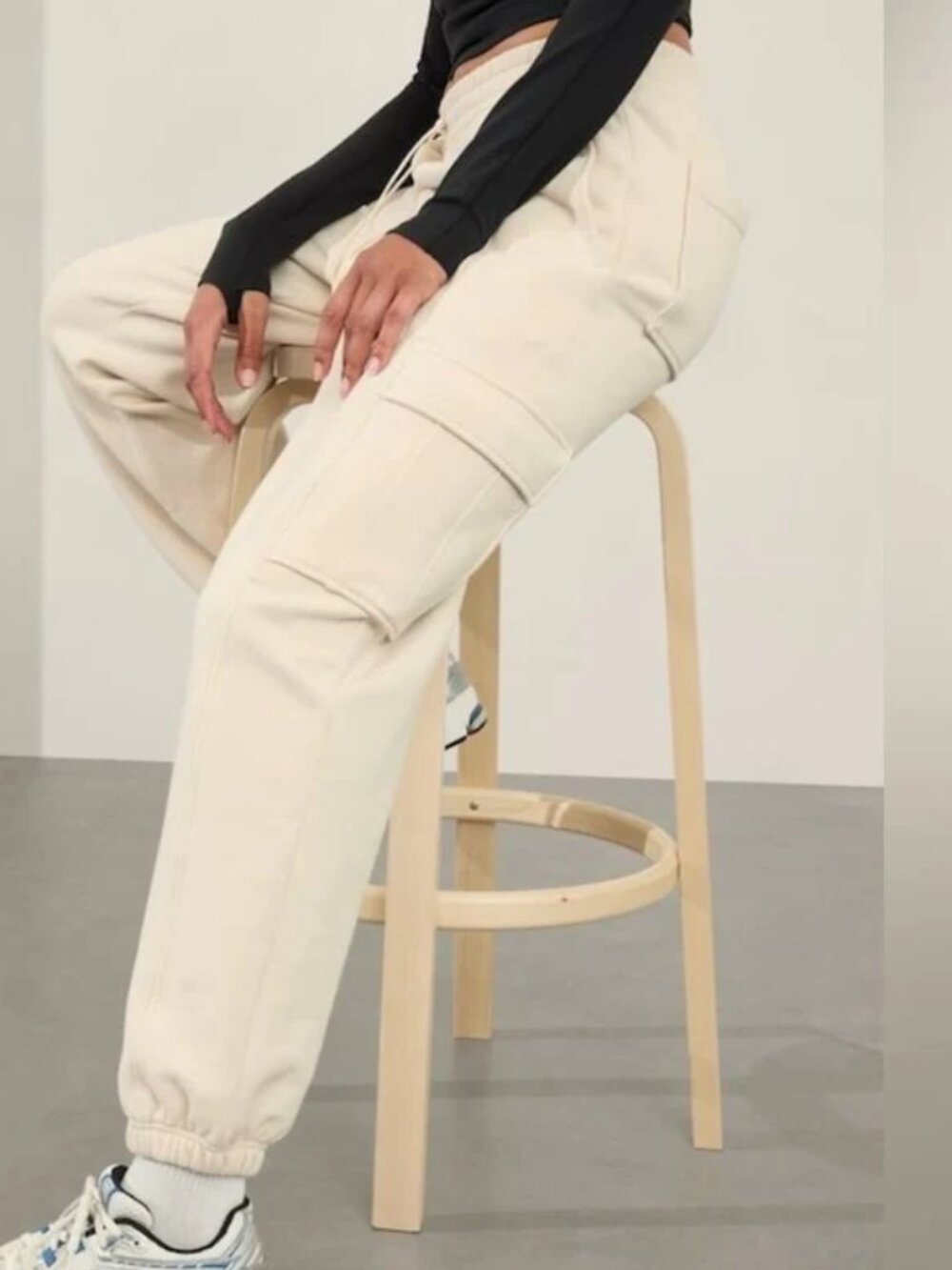 NWT Athleta Forever Fleece Cargo Joggers in Bone